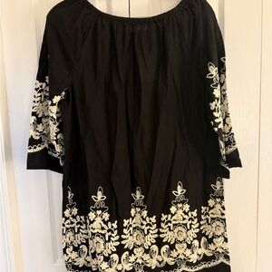 Elegant Black and White Embroidered Women's Tunic Top, NWT